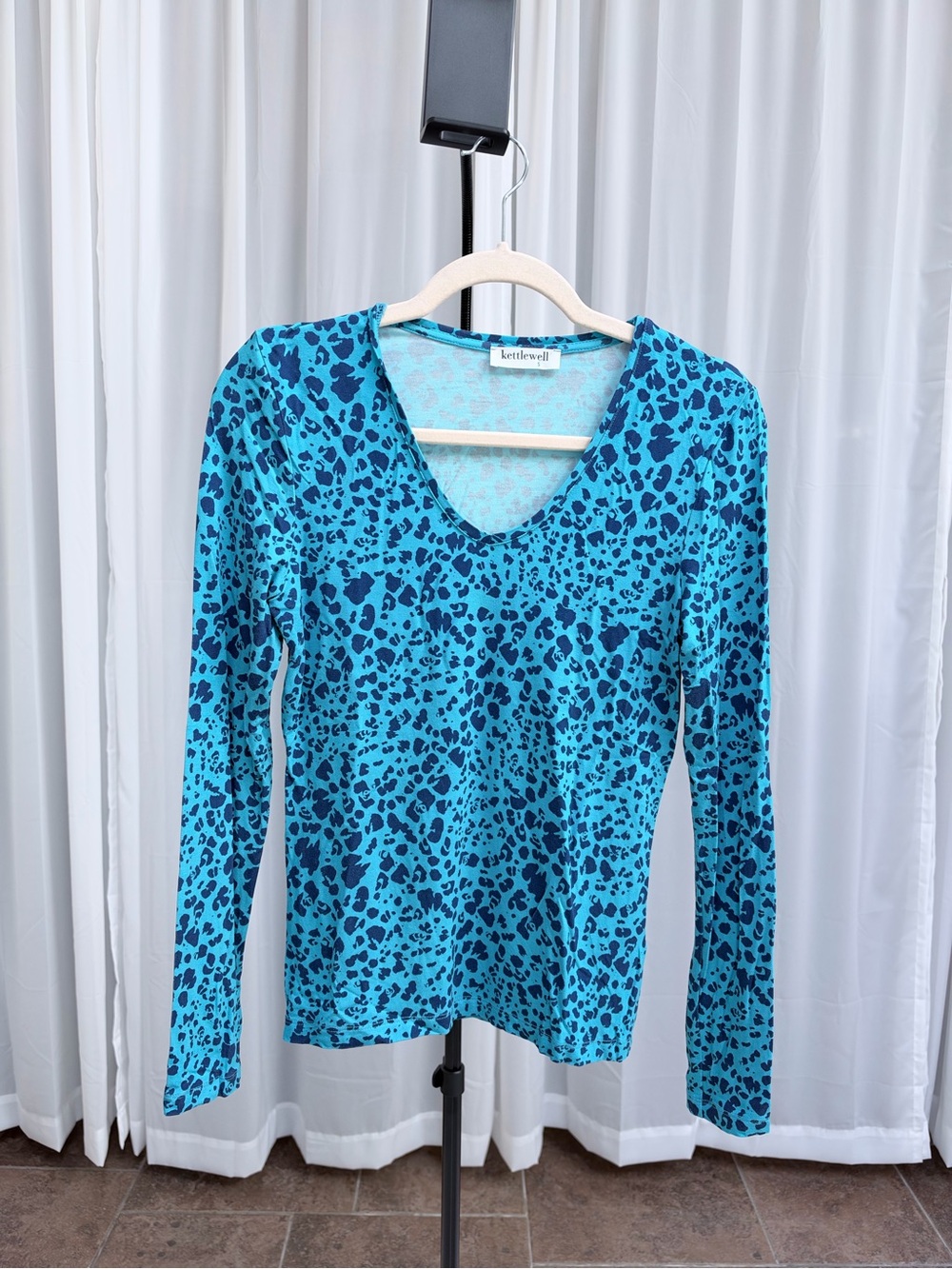 Kettlewell Blue Leopard Scoop Neck Long Sleeve Top S